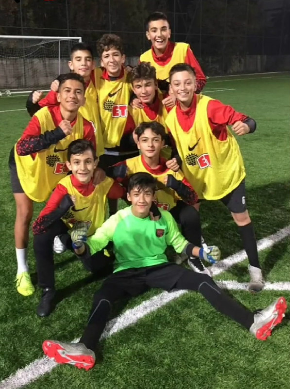 AKADEMİLER TATİLE GİRDİ