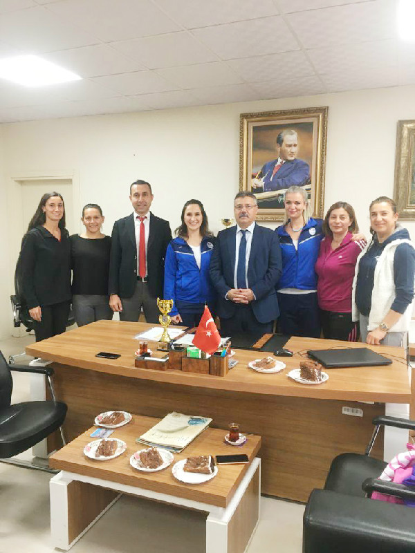 HEM ZİYARET HEM KUTLAMA