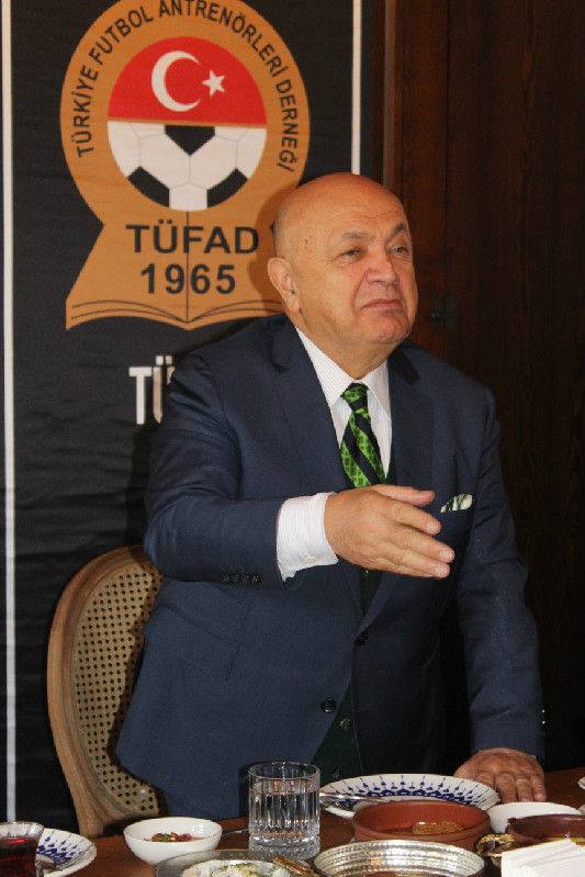 YARDIM ETTİM KÜFÜR YEDİM