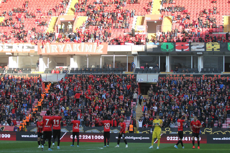 ZAFER ZAFER BENİMDİR DİYEBİLENİNDİR