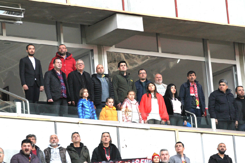 SOYDAŞ VE OTURANEL MAÇTAYDI