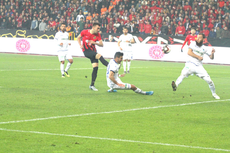 FIRSATLARI BULMUŞTUK HALBUKİ