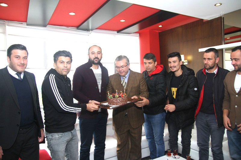 AKGÖRENE SÜRPRİZ DOĞUM GÜNÜ