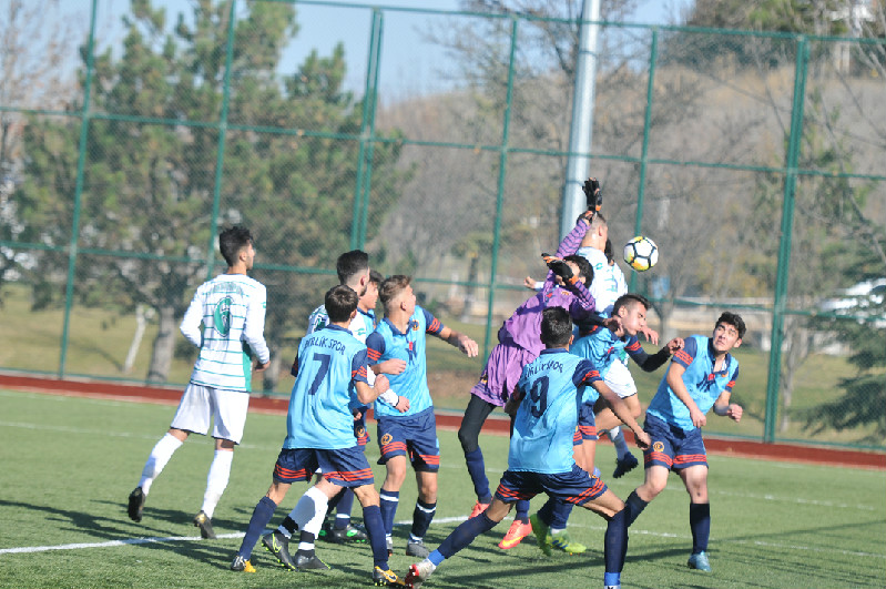 FAVORİLER HATA YAPMADI