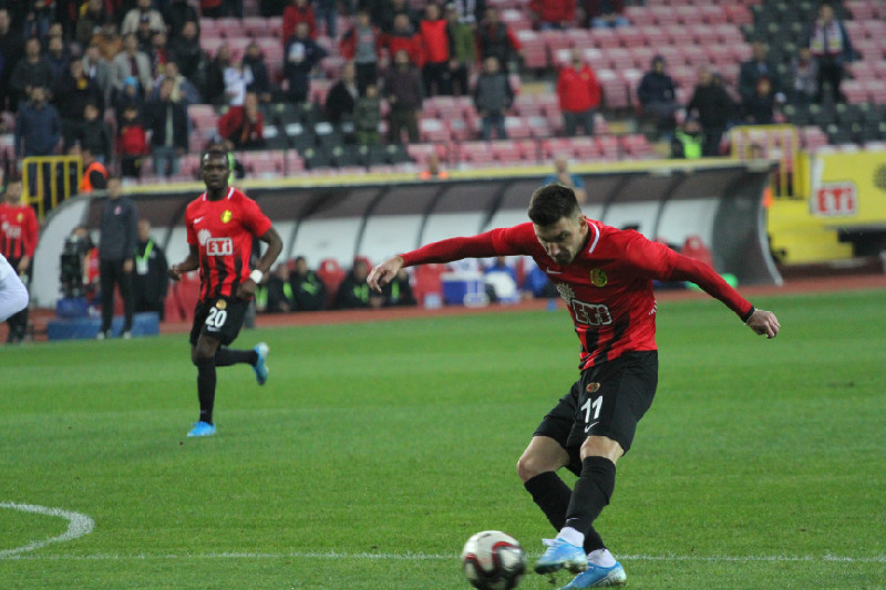 YOKLUĞU HİSSEDİLİR