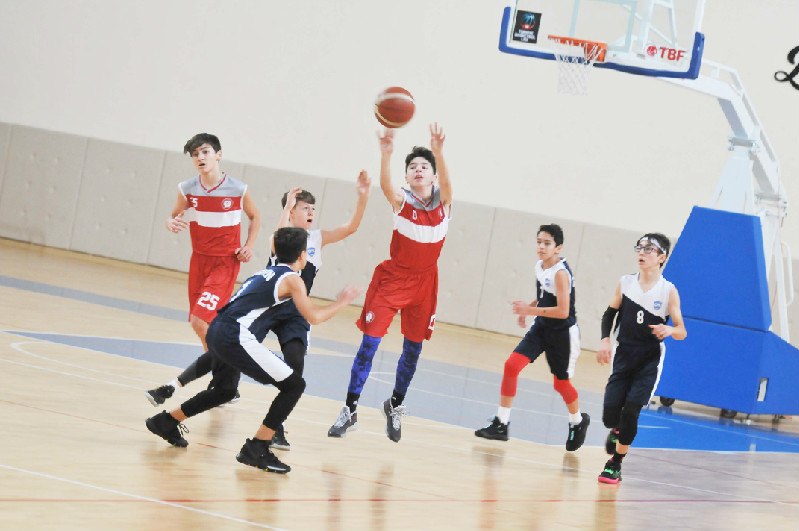 POTA ALTINDA YILDIZLAR GEÇİDİ