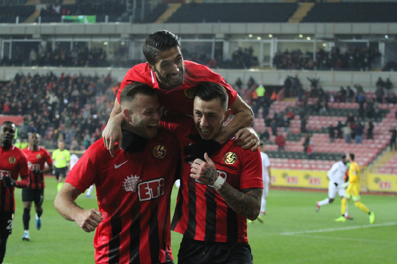 MEKANIN SAHİBİ GERİ GELDİ 3-1