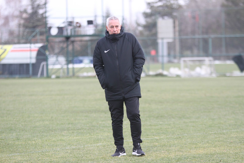 4-5 YIL ÖNCE BEN OLSAYDIM   BUGÜN 200 MİLYON BORÇ OLMAZDI