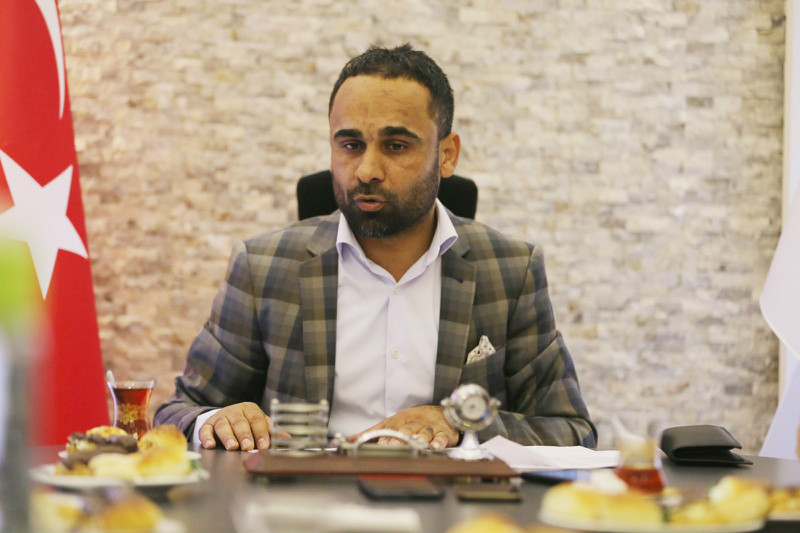 1 HAFTA ÖNCE EFSANE BAŞKANDIM