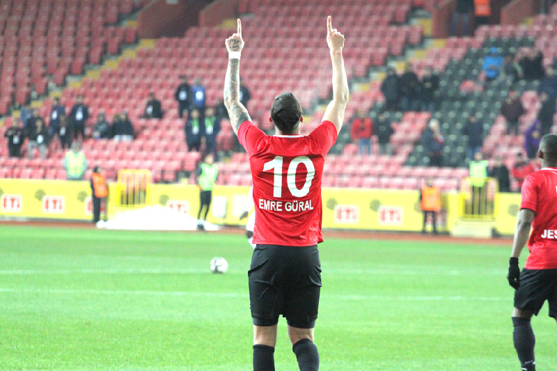 YUKARIDA YER AÇIN GELİYORUZ