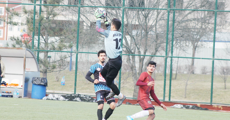 ZİRVE ATEŞİ YENİDEN ALEVLENDİ