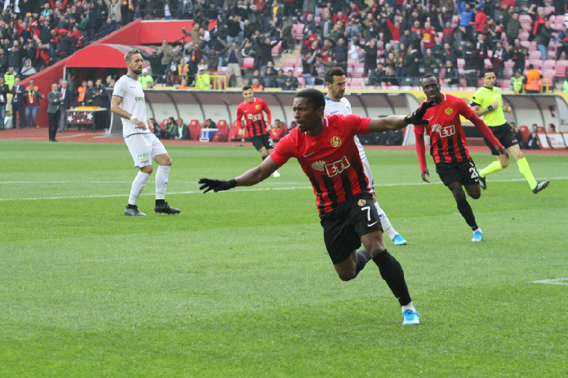 JESSE İLE GÖRÜŞME VAR