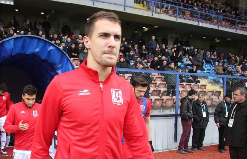 2 TAKIMDA DA  EKSİKLER VAR