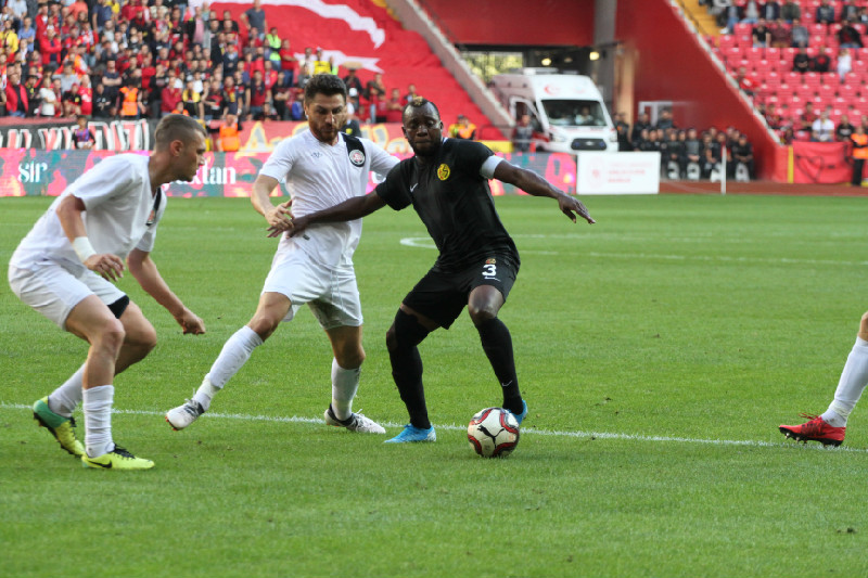 KARAGÜMRÜK İLE MAÇ VAR