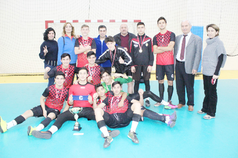 ERKEKLERDE YUNUSEMRE MTAL