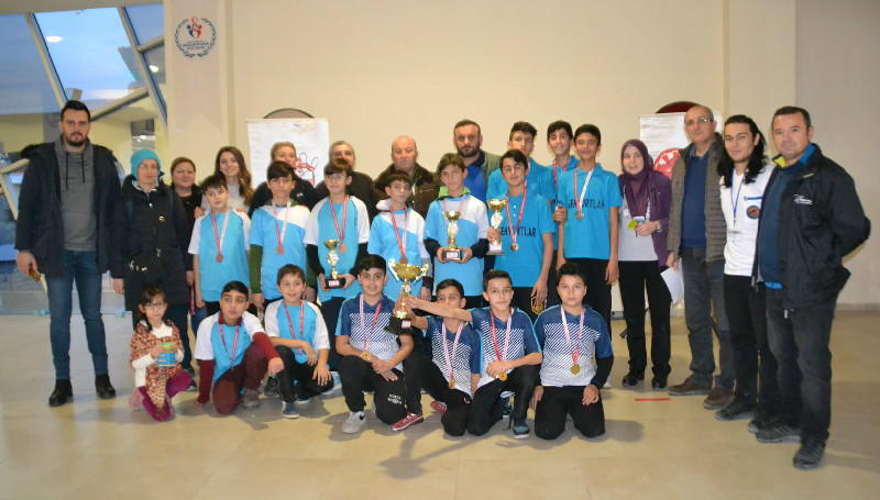 DARTTA ŞAMPİYONLAR BELİRLENDİ