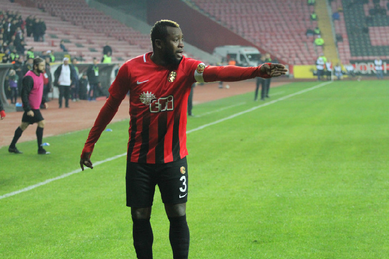 BU BİR YAPRAK DÖKÜMÜ MÜ?