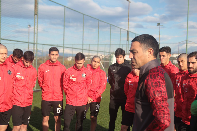 YİNE ÇİFT ÇALIŞMA