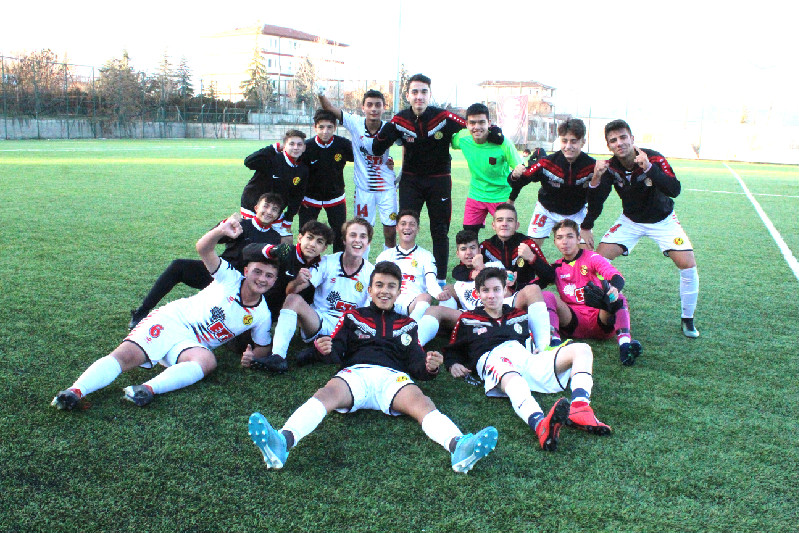 AKADEMİ DE RAKİP ANKARAGÜCÜ