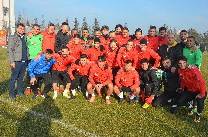 ŞİMŞEKLER TOPLANDI