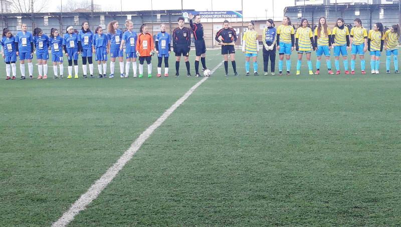 ESENTEPE VE ÇAMLICA KAZANDI