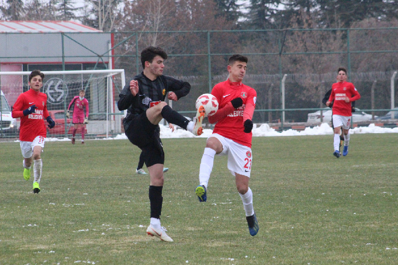 TÜM HESAPLAR ÇİFTE ZAFER ÜZERİNE