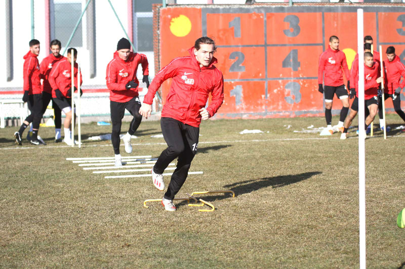 HAZIR KITA YARIN YOLCUYUZ