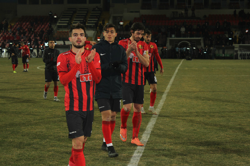 ÖLÜMÜNE OYNARIM HOCAM