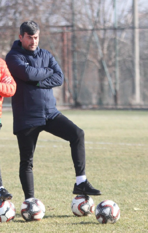 BARIŞ GÜROL  AKHİSARDA