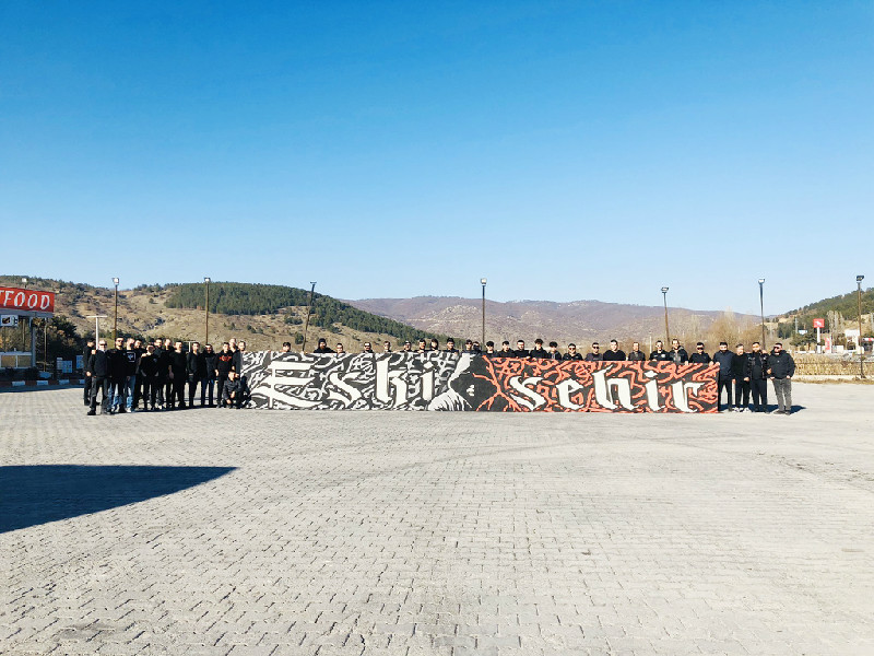 TÜRKİYE CUMHURİYETİNİN ESKİŞEHİRSPOR ÇOCUKLARIYIZ