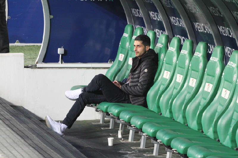 ERDAL STAD DA İZLEDİ