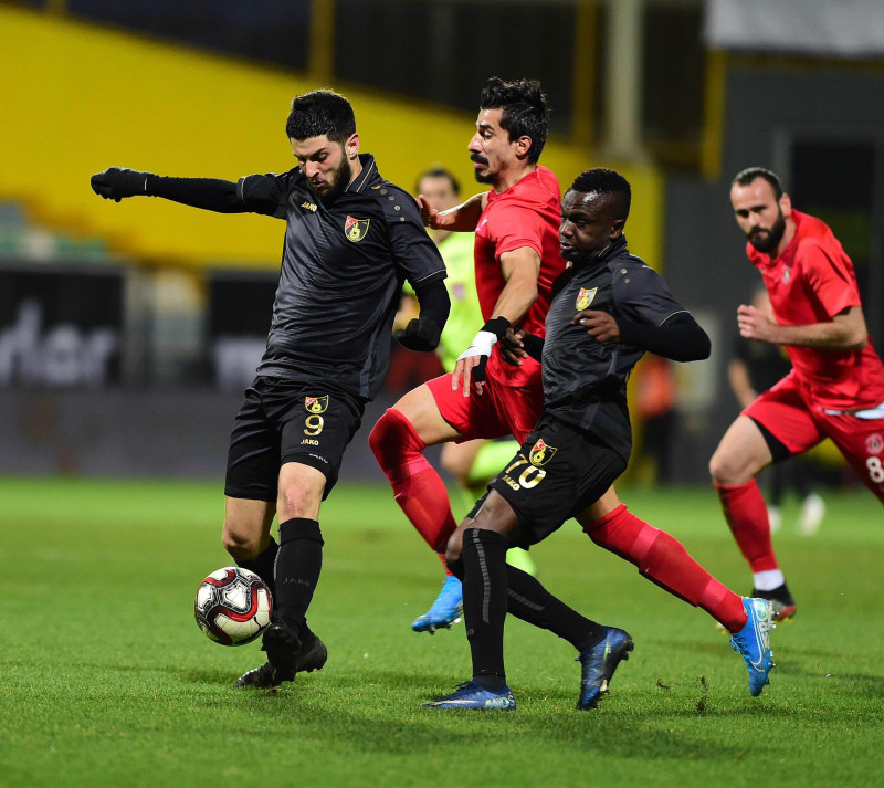 KAMAL ISSAH ATTI  İSTANBUL KAZANDI