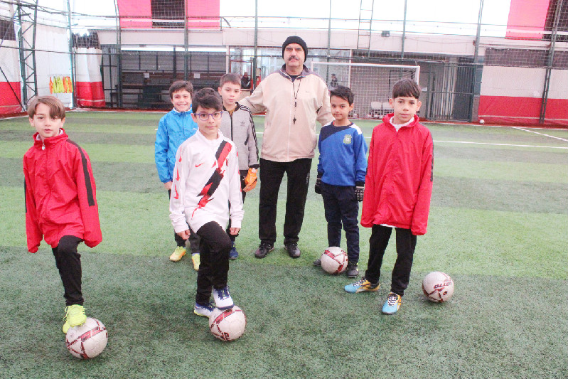 HEDEFLERİ EFSANE OLMAK