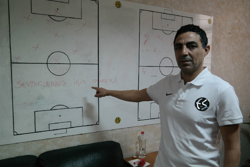 KÜLLERİNDEN DOĞAN BİR TAKIM VAR