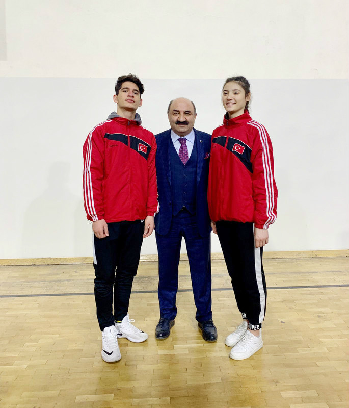 İSVEÇE GİTTİLER