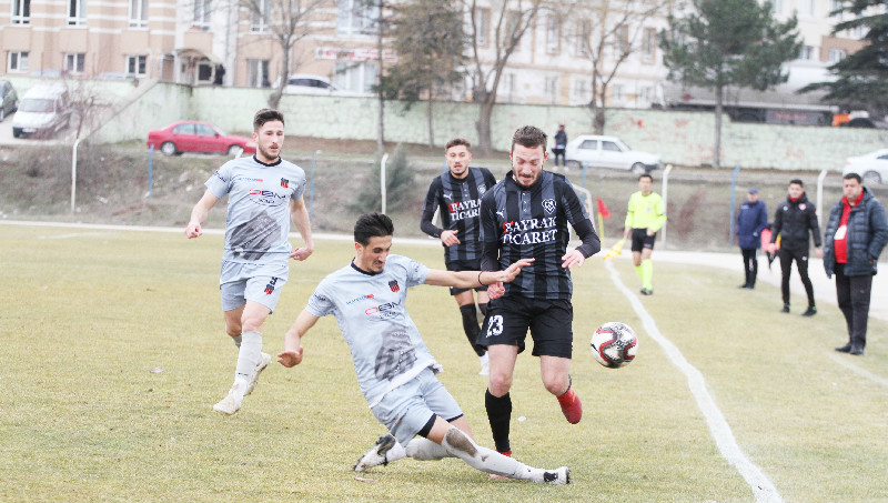 YUNUSEMRE GÖZÜNÜ GÖYNÜK ÇEVİRDİ