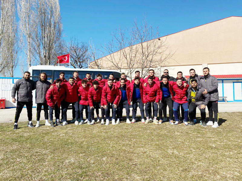 YUNUSEMREDE 3 PUAN İÇİN GİTTİ