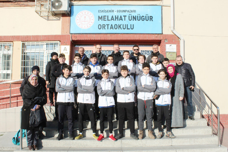 İDDİALI GİTTİLER