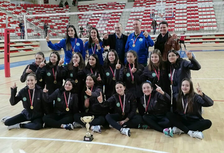 DSİ KIZLARI ŞAMPİYON OLDU