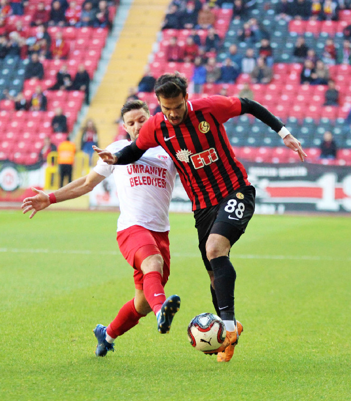 ES-ESTE KADRO BİLMECESİ