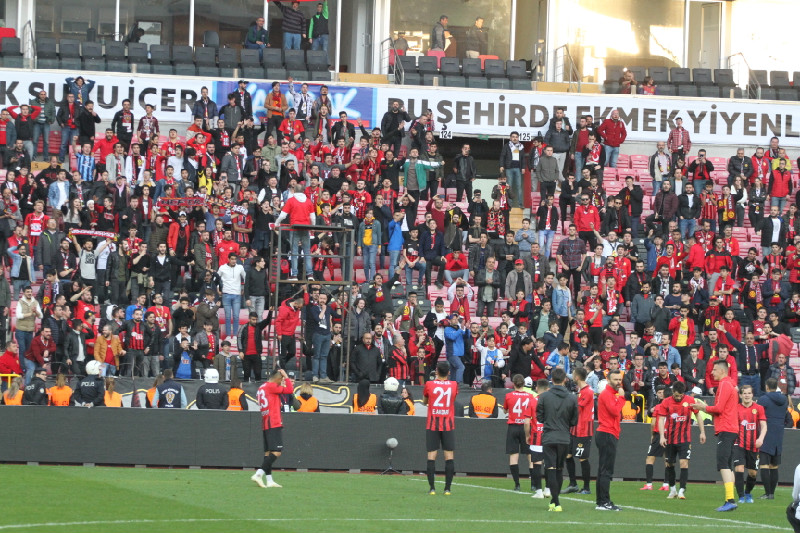 KÖTÜ GÜNÜN DOSTLARI İLE YOLA DEVAM