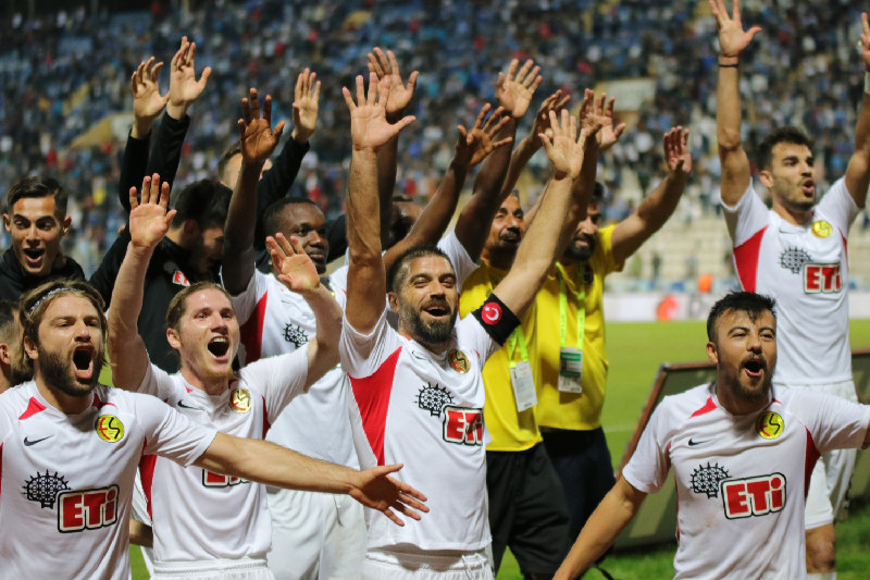 BİTSİN ARTIK BU HASRET