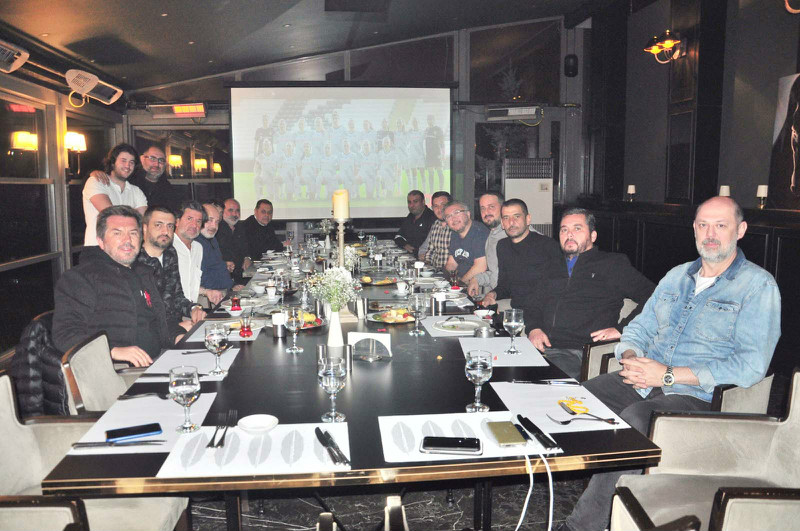 YÖNETİMDEN DOSTLUK YEMEĞİ