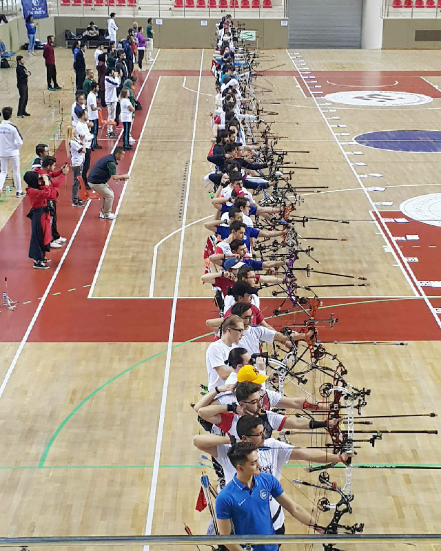 SALON OKUÇULUK ŞAMPİYONASI  ESTÜ SPOR SALONUNDA YAPILDI