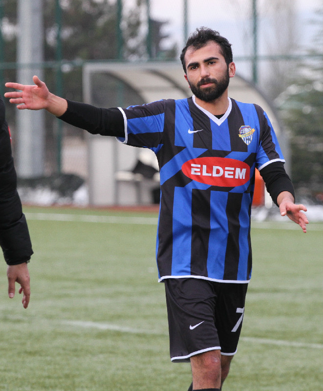 İSİM: ALİ     SOYİSİM: ERTAP