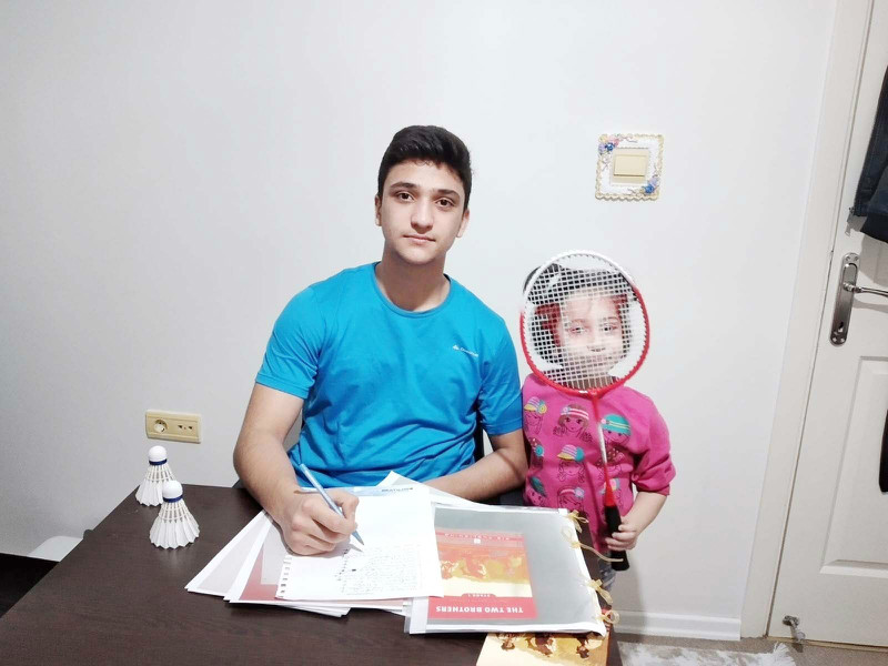 GENÇ SPORCULAR EVLERİNDE KİTAP YAZMAYA BAŞLADI