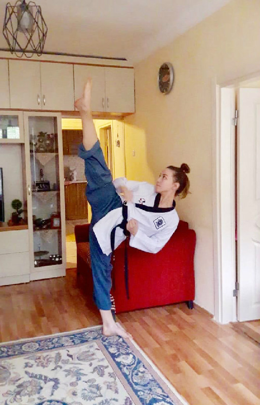 EVDE KAL SAĞLIKLI KAL TÜRKİYEM