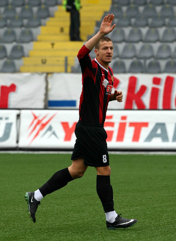 ESKİŞEHİR FUTBOL ŞEHRİDİR