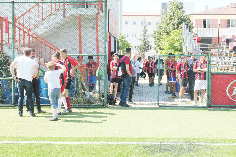 YÖNETİMİN ALT YAPI ATAĞI