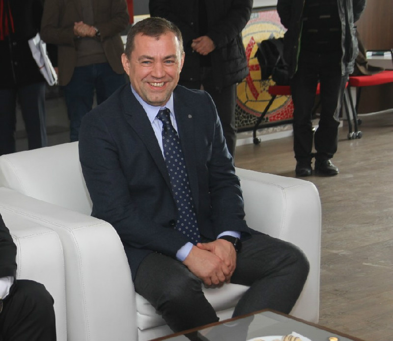 KADROYU KORUMAK İSTİYORUZ